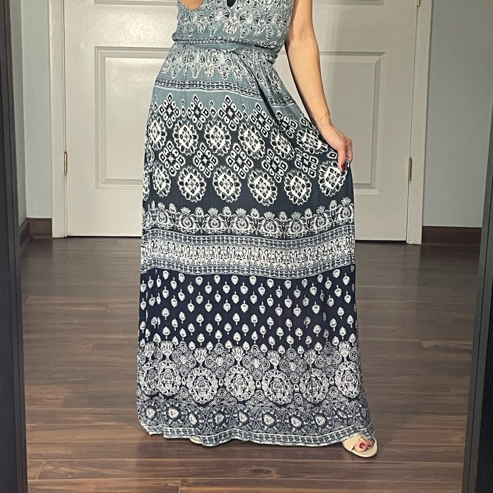 Aqua Blue Paisley Print Smocked Strap Maxi Dress size S - Picture 4 of 13